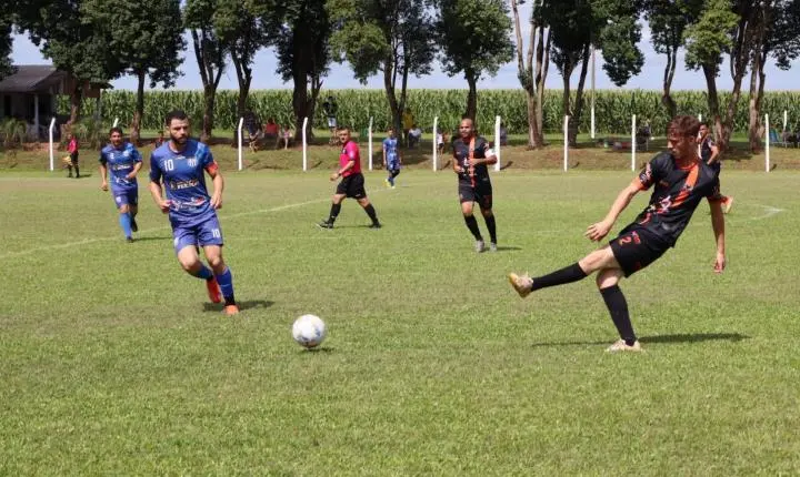 4ª Taça Nelvo Holz de Futebol define os primeiros finalistas neste domingo