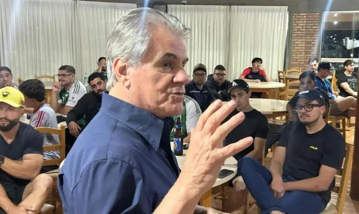 A dez dias das urnas, Luiz Ernesto e Ademar Dorfschmidt participam de reunião em Palotina