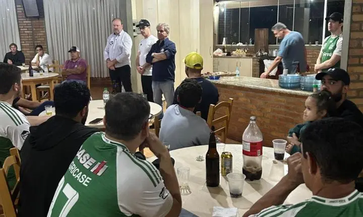 A dez dias das urnas, Luiz Ernesto e Ademar Dorfschmidt participam de reunião em Palotina