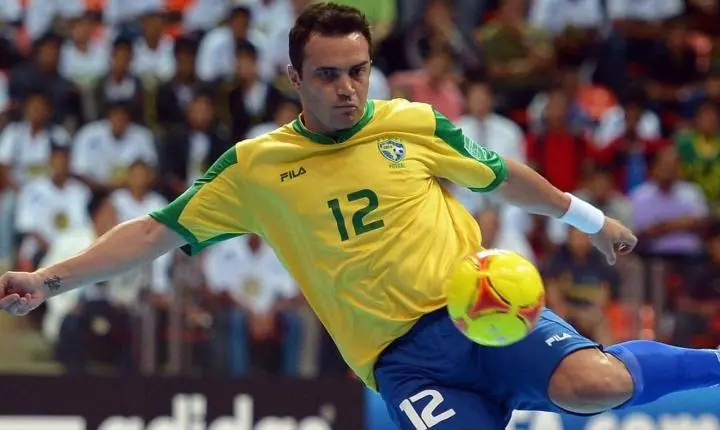 Abertura dos Jogos Abertos de Maripá acontece nesta quinta-feira com presença do ícone do futsal Falcão