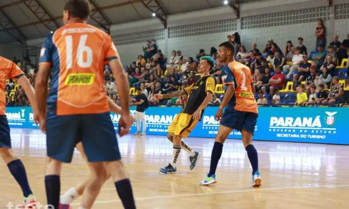 Abertura dos Jogos Abertos Municipais reúne mais de 300 atletas em Maripá e encanta público com show de Falcão