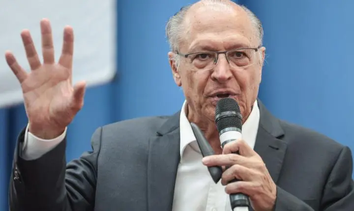 Geraldo Alckmin critica Javier Milei por interferência política e ofensas no Brasil