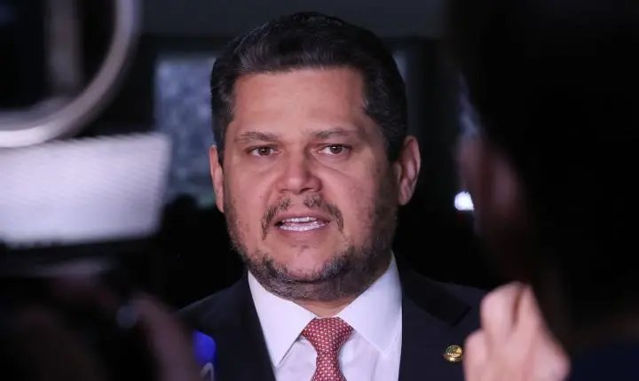 Davi Alcolumbre marca votação da PEC da segurança pública para próxima terça-feira