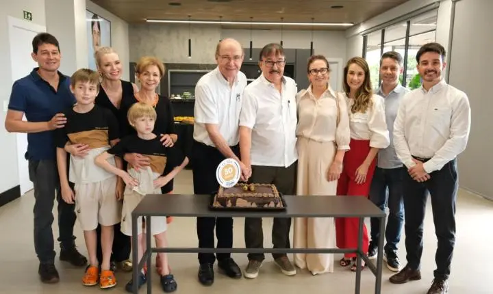 Alfredo Lang e Édio Schreiner celebram meio século de C.Vale
