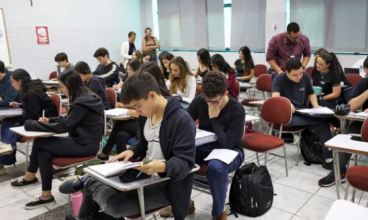Bolsa permanência prouni de r$ 700 mensais pode ser solicitada por estudantes
