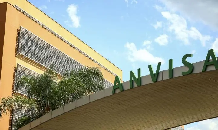 Anvisa proíbe lotes de Ocrevus para esclerose múltipla por venda irregular