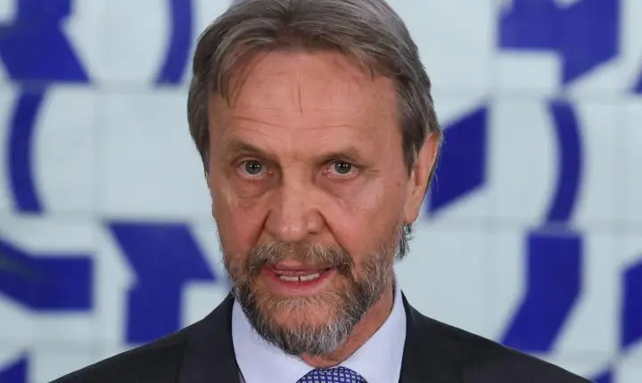 Pedro Uczai segue internado após sofrer AVC isquêmico em Brasília