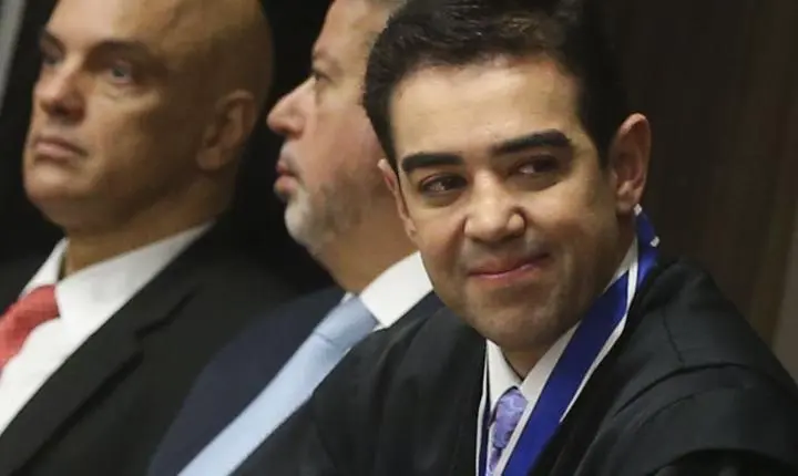 Bruno Dantas formaliza renúncia no TCU para atuar na iniciativa privada