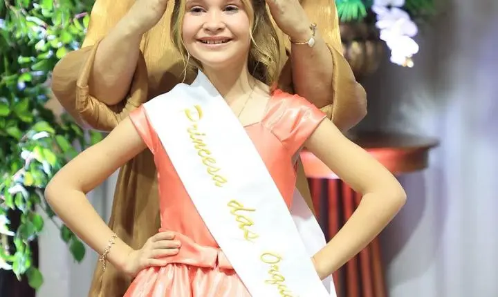 Café Colonial reúne autoridades e comunidade no lançamento oficial da 26ª Festa das Orquídeas e elege a Princesa das Orquídeas 2026