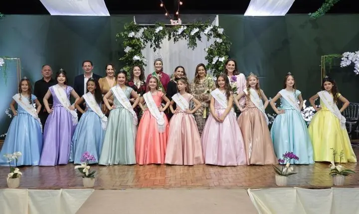 Café Colonial reúne autoridades e comunidade no lançamento oficial da 26ª Festa das Orquídeas e elege a Princesa das Orquídeas 2026