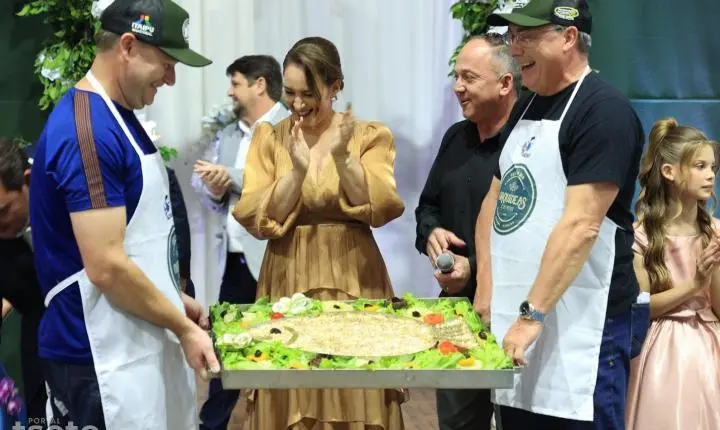 Café Colonial reúne autoridades e comunidade no lançamento oficial da 26ª Festa das Orquídeas e elege a Princesa das Orquídeas 2026