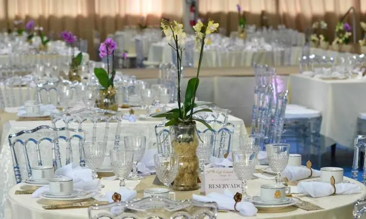 Café Colonial reúne autoridades e comunidade no lançamento oficial da 26ª Festa das Orquídeas e elege a Princesa das Orquídeas 2026