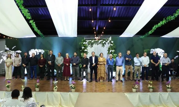 Café Colonial reúne autoridades e comunidade no lançamento oficial da 26ª Festa das Orquídeas e elege a Princesa das Orquídeas 2026
