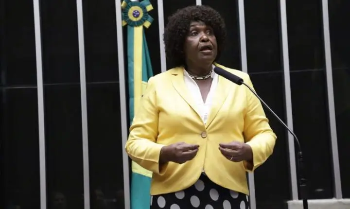 Câmara aprova convenção da OIT para igualdade trabalhista familiar