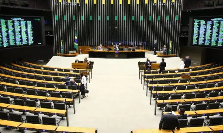 Câmara dos Deputados avalia projeto que amplia limite de faturamento do microempreendedor individual
