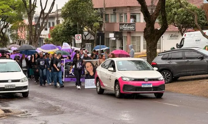 Caminhada do Agosto Lilás mobiliza Terra Roxa no combate à violência contra a mulher