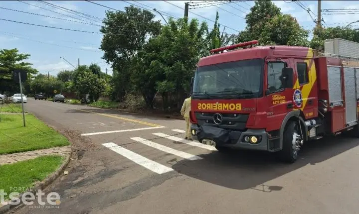 Caminhão-baú arranca fios e mobiliza Corpo de Bombeiros em Palotina