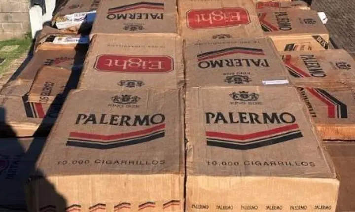 Caminhão carregado com cigarros é apreendido no interior de Mercedes