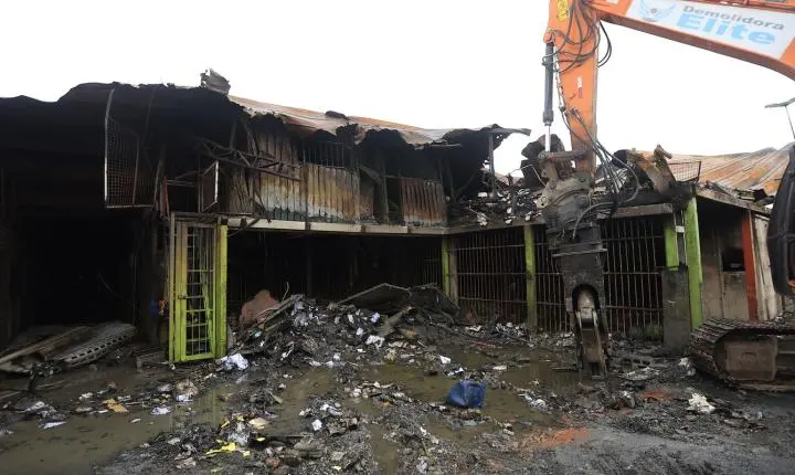 Novo espaço provisório atende comerciantes da Ceagesp após incêndio