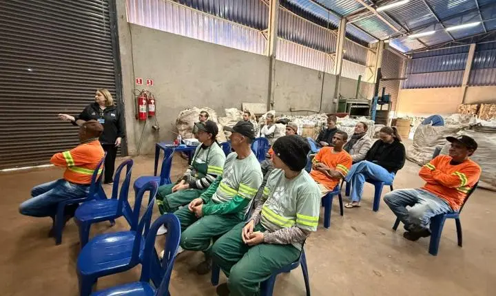 Colaboradores da RECIMA participam de oficina sobre metodologia 5S na UVR de Maripá