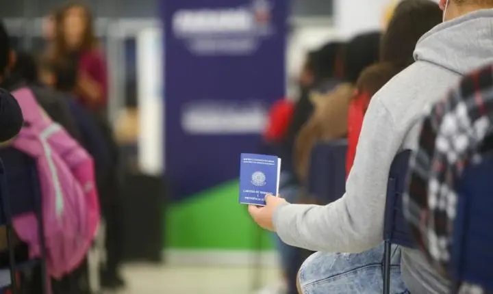 Com 21,8 mil vagas, Paraná tem oportunidades de emprego em todos os setores