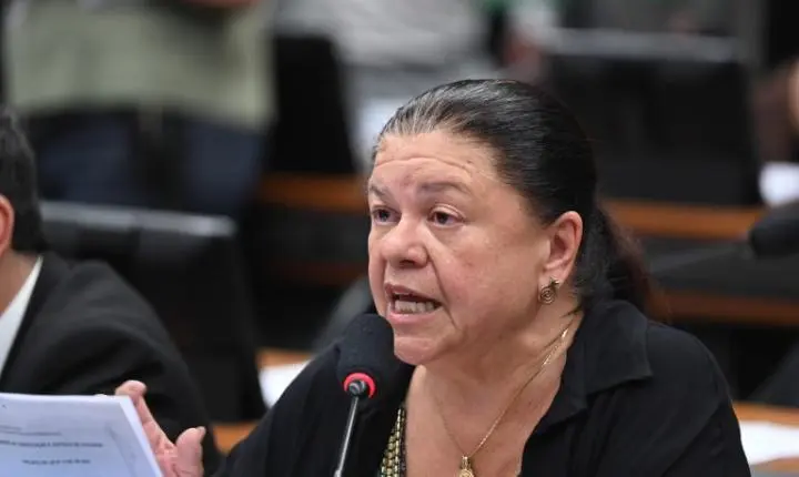 CCJ garante desembarque de ônibus à noite fora da parada para mulheres e idosos