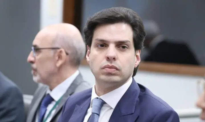 Inclusão de imagem em notificação de multa de trânsito é aprovada na Câmara dos Deputados