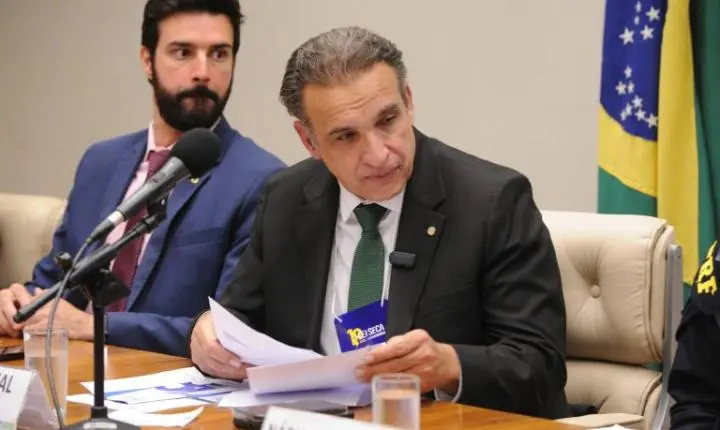 Comissão de Minas e Energia aprova regras para negociação de dívidas no mercado de energia elétrica
