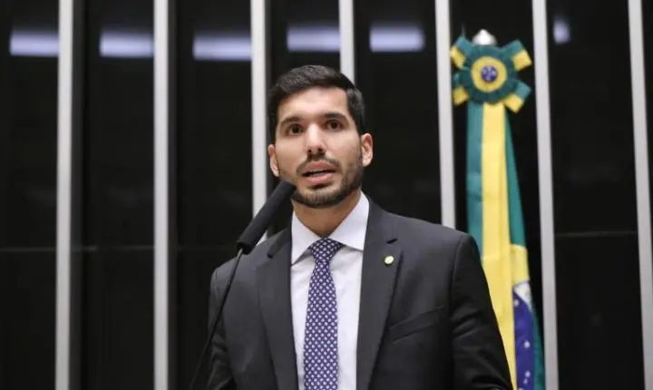 PL lidera lista de deputados federais mais votados nas eleições