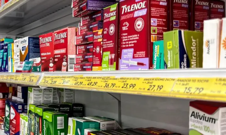 CRF-SP aciona MPSP contra a venda de medicamentos em máquinas em SP