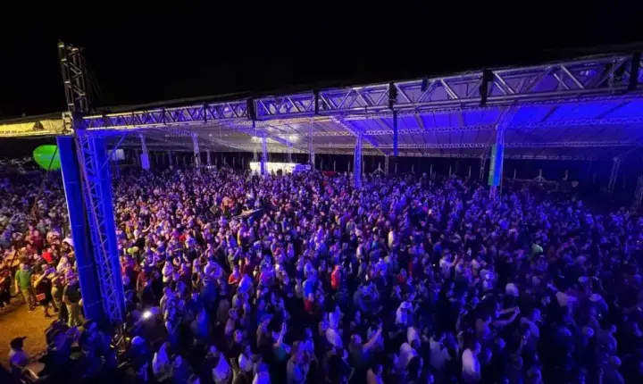 Corpo e Alma anima multidão e é destaque no segundo dia de Expo Rosa 2026