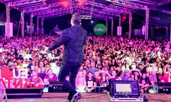 Corpo e Alma anima multidão e é destaque no segundo dia de Expo Rosa 2026
