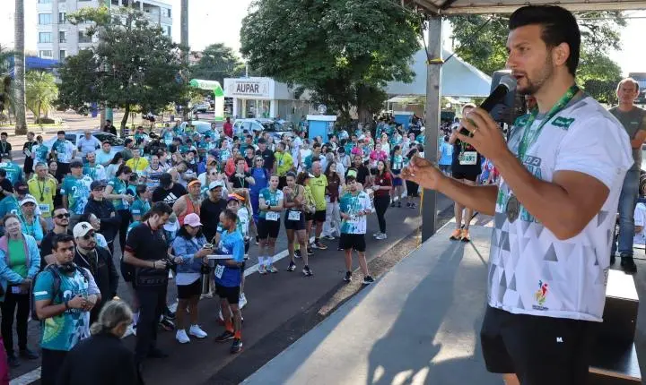 Corra com a Polícia Militar: corrida de rua reúne mais de 800 participantes e movimenta Palotina