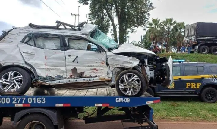 Criança de Toledo morre e mãe fica gravemente ferida em acidente na BR-277