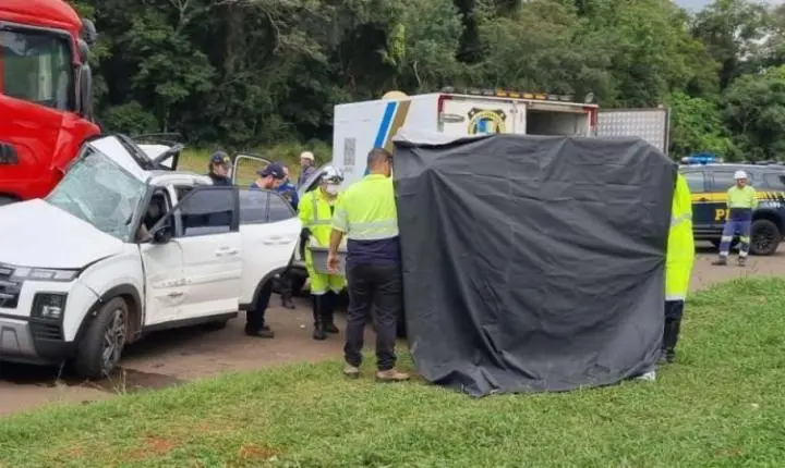 Criança de Toledo morre e mãe fica gravemente ferida em acidente na BR-277