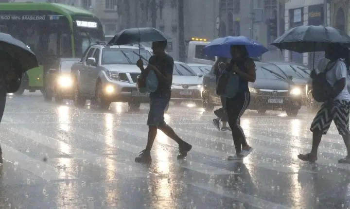 Defesa Civil emite alerta de chuvas fortes para o estado de São Paulo