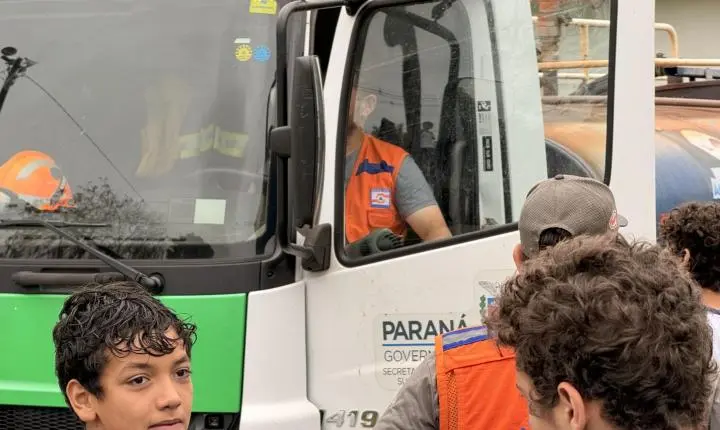 Defesa Civil leva orientações sobre riscos climáticos a estudantes de Terra Roxa