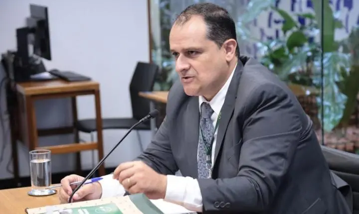 Comunicação pública: diretor da Câmara debate aproximação com o cidadão