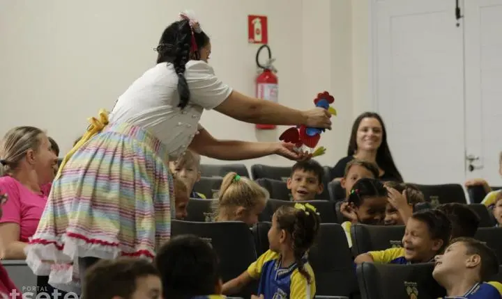 Educação de Maripá promove ação especial em comemoração ao Dia Nacional do Livro Infantil