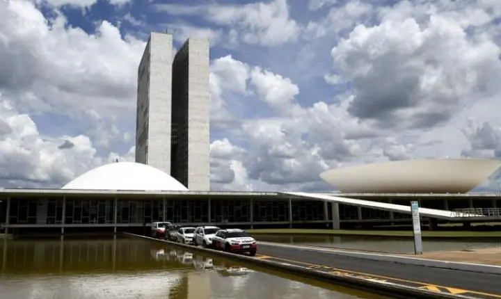 Senado terá 40 novos nomes e alta renovação de cadeiras a partir de 2027