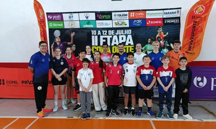 Equipe palotinense de Badminton conquista 10 medalhas na Copa Oeste