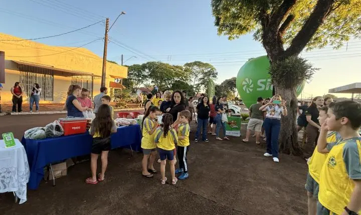 Escola Municipal Castro Alves encerra Mostra do projeto Finanças na Mochila