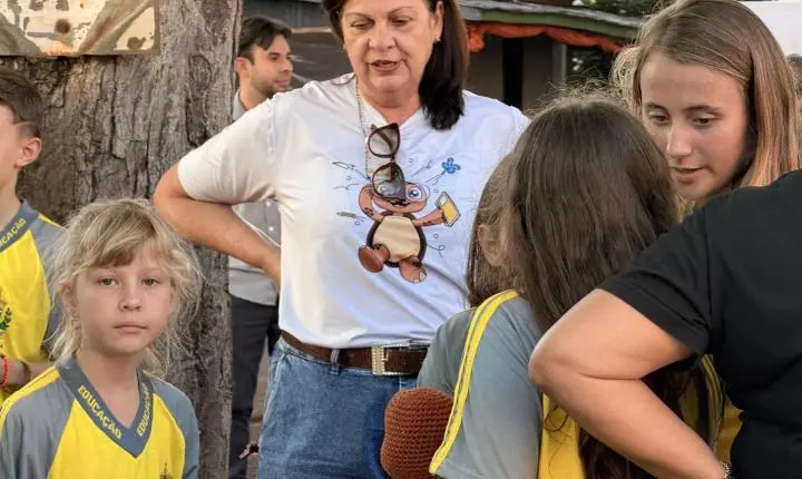 Escola Municipal Castro Alves encerra Mostra do projeto Finanças na Mochila