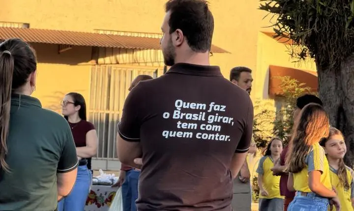 Escola Municipal Castro Alves encerra Mostra do projeto Finanças na Mochila