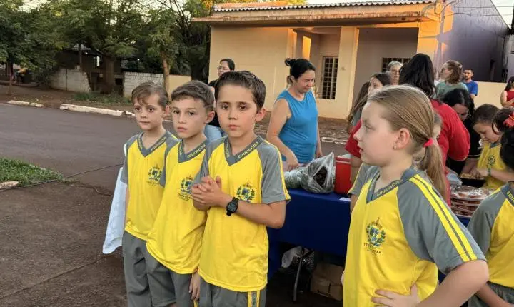 Escola Municipal Castro Alves encerra Mostra do projeto Finanças na Mochila