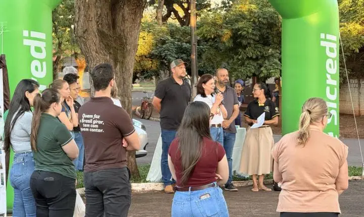 Escola Municipal Castro Alves encerra Mostra do projeto Finanças na Mochila