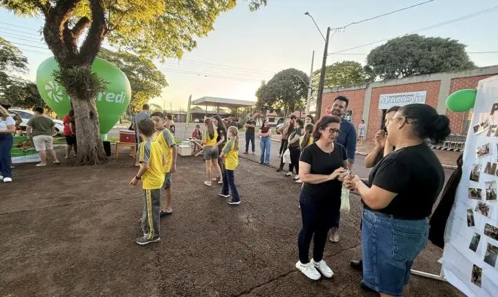 Escola Municipal Castro Alves encerra Mostra do projeto Finanças na Mochila