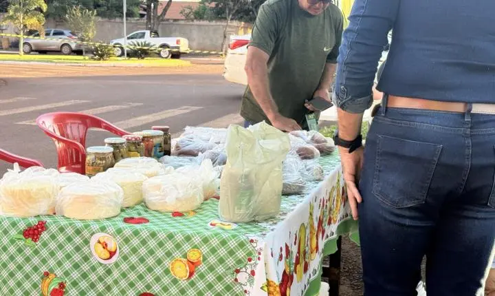 Escola Municipal Castro Alves encerra Mostra do projeto Finanças na Mochila