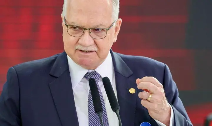 Fachin reafirma a autonomia do Judiciário após ataque de Milei a Moraes