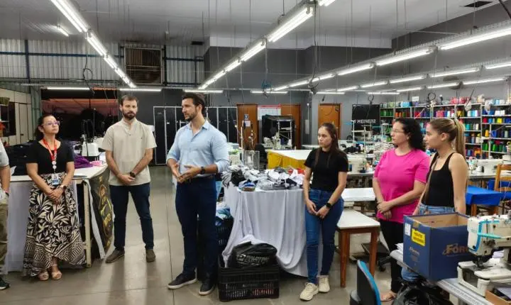 Faculdade do Trabalhador inicia curso de Costura Industrial em parceria com o Senai